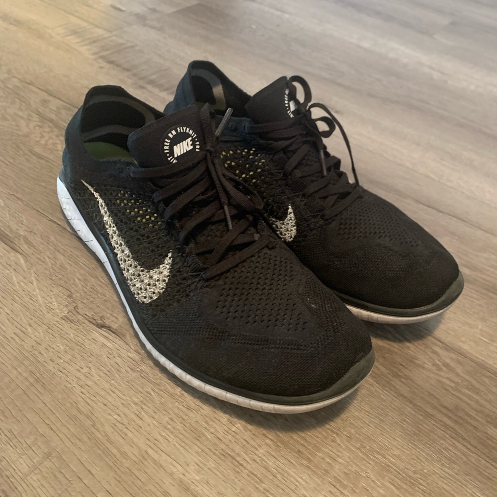 Nike Flyknit Free RN size 12